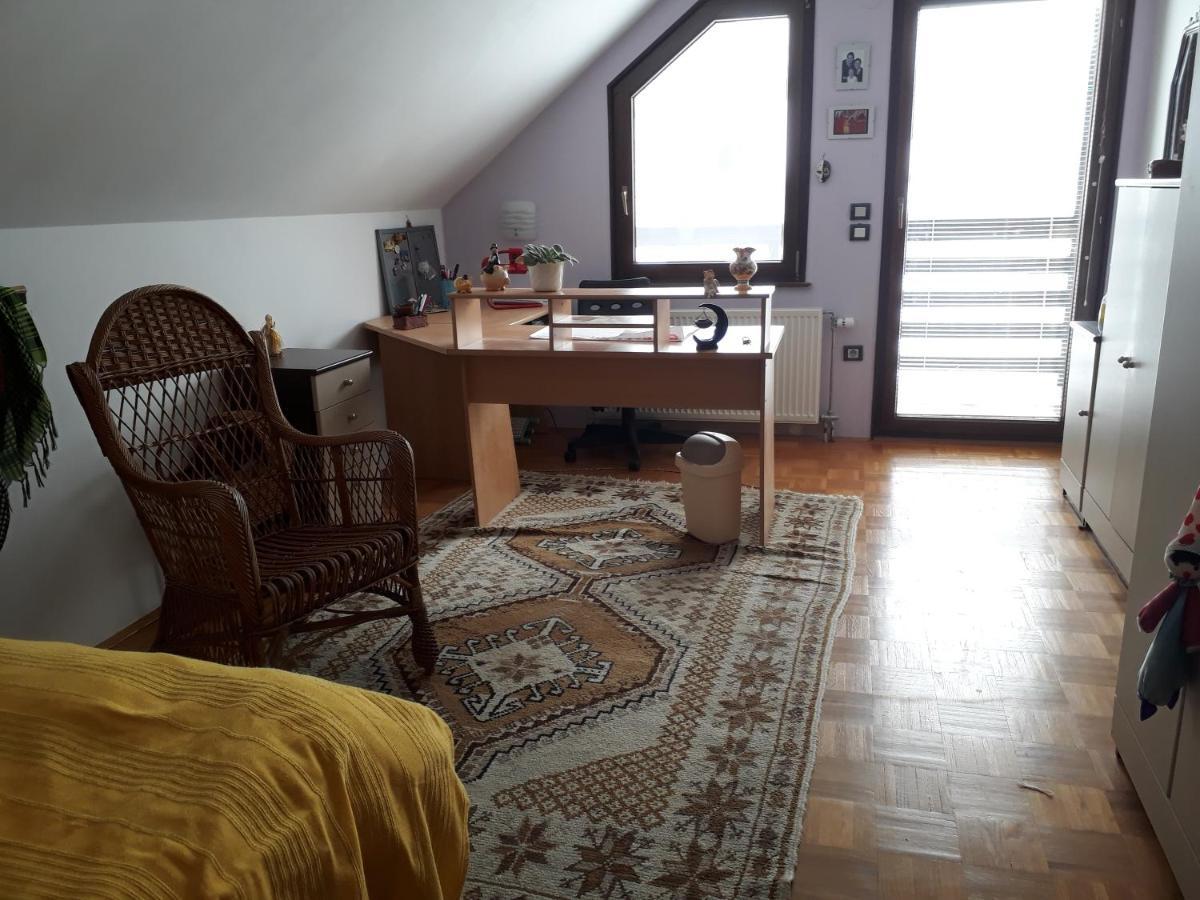 B&B Černe Polhov Gradec Exterior foto